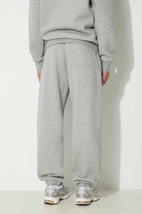 Одяг Спортивні штани Carhartt WIP Chase Sweat Pant I033667.00MXX сірий