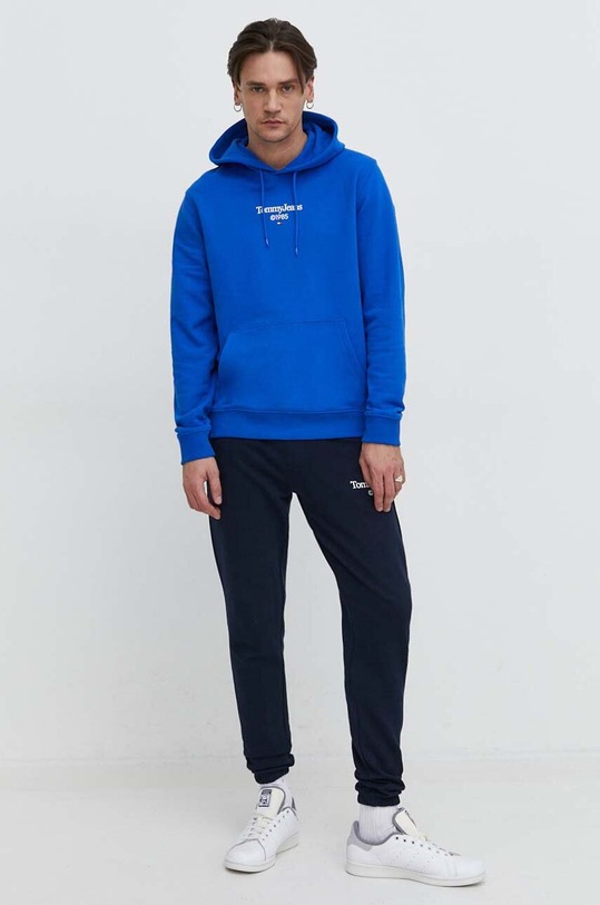 Βαμβακερό παντελόνι Tommy Jeans DM0DM18935 σκούρο μπλε SS24