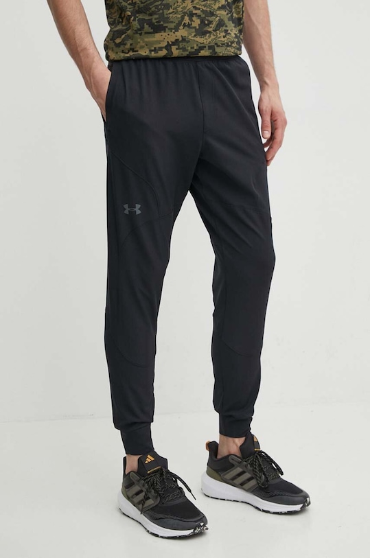 Tréninkové kalhoty Under Armour Unstoppable látka černá 1352027