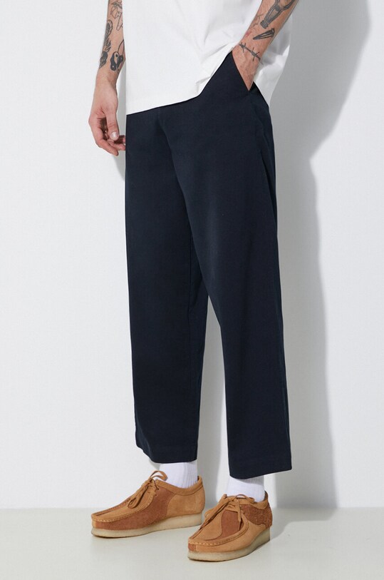 Βαμβακερό παντελόνι Fred Perry Straight Leg Twill Trouser σκούρο μπλε T6530.608