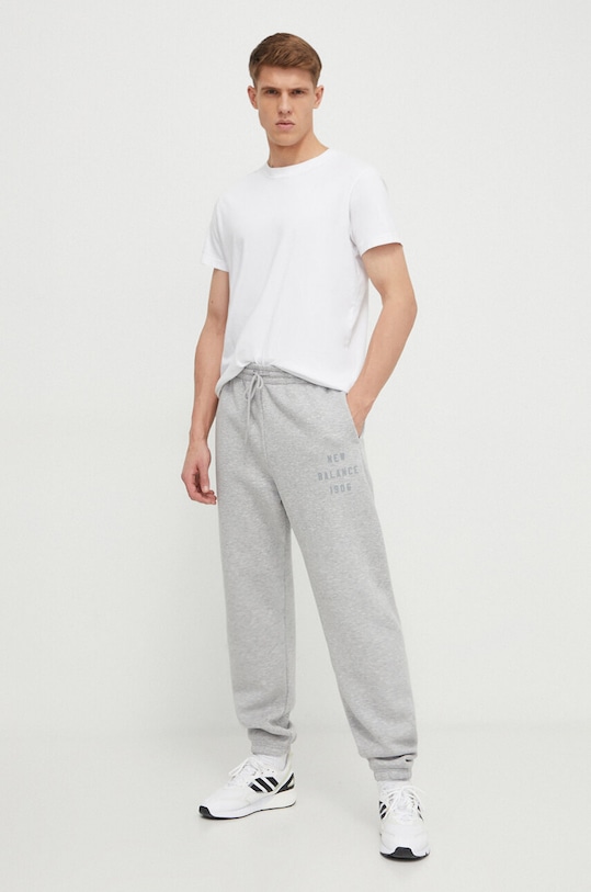 New Balance spodnie dresowe MP41505AG MP41505AG szary SS24