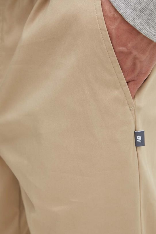 New Balance spodnie Twill Straight Pant 30