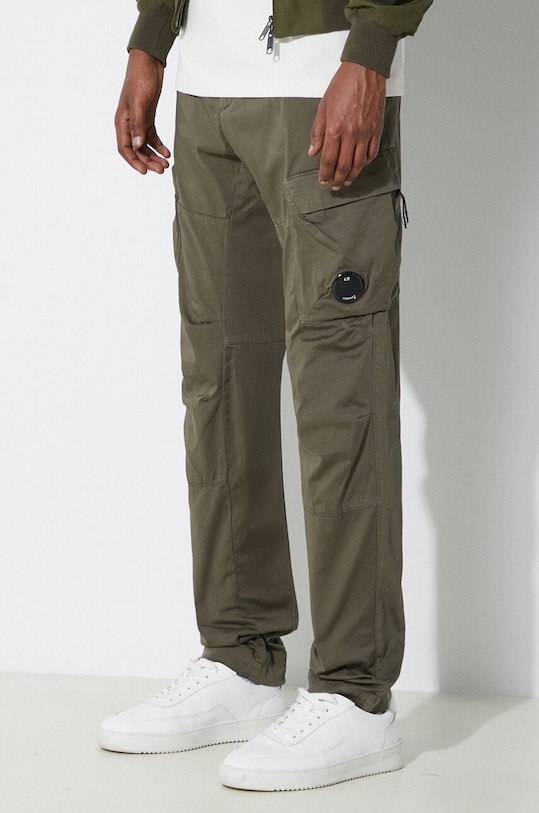 C.P. Company pantaloni Stretch Sateen Ergonomic Cargo verde 16CMPA063A005694G