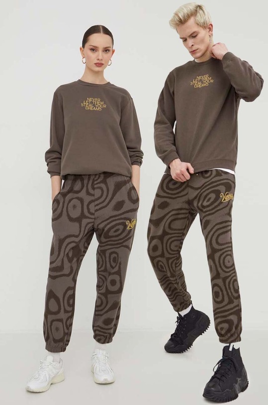 Converse pantaloni de trening din bumbac Converse x Wonka bumbac maro 10026544.A01