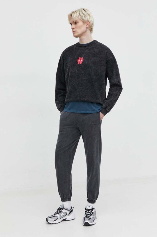 Donji dio trenirke Kaotiko siva AI001.01.M002