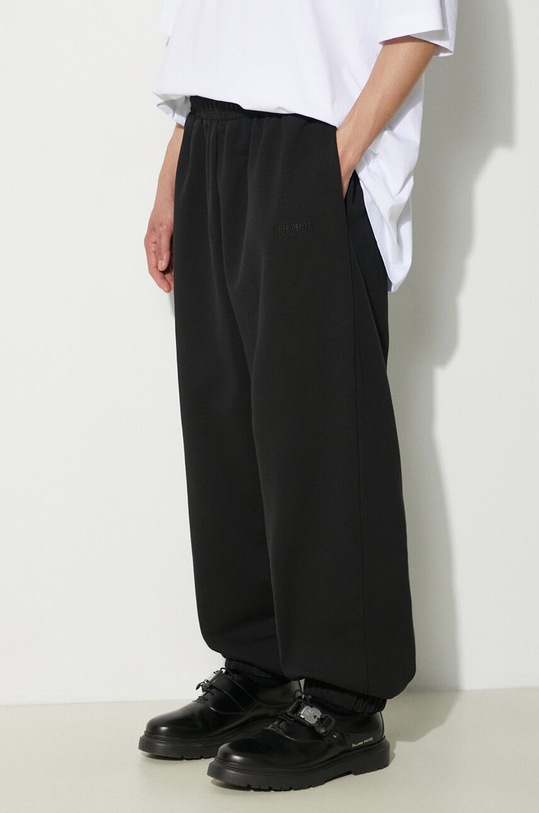 VETEMENTS spodnie dresowe Embroidered Logo UE64SP400B