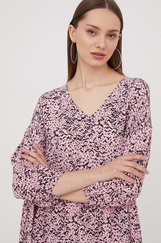 Tommy Jeans sukienka różowy DW0DW17428