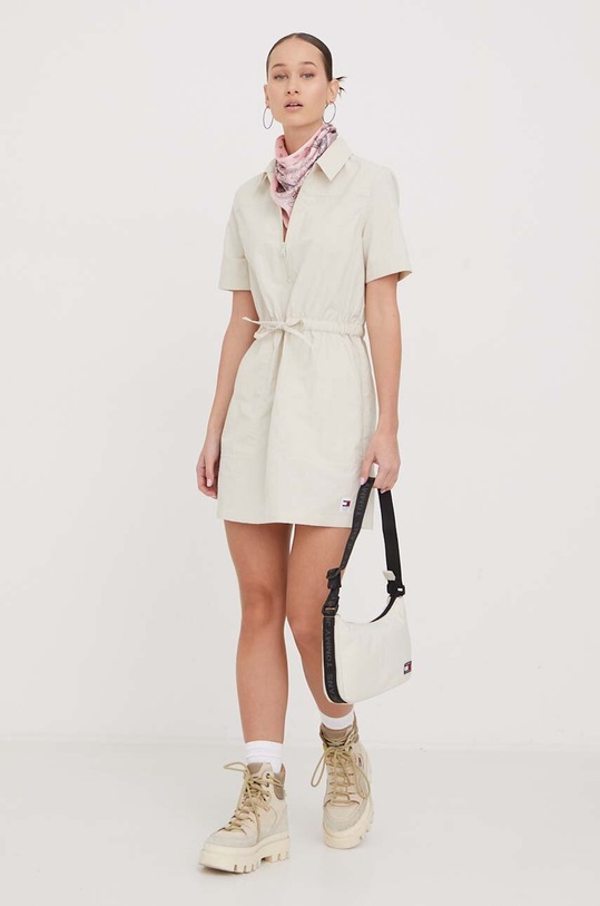 Tommy Jeans ruha DW0DW17433 bézs SS24