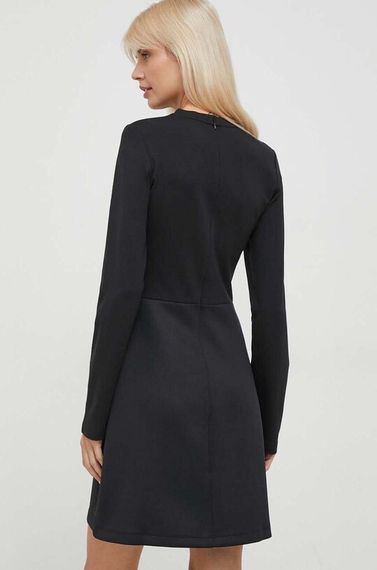 Одежда Платье Calvin Klein Jeans J20J222528 чёрный