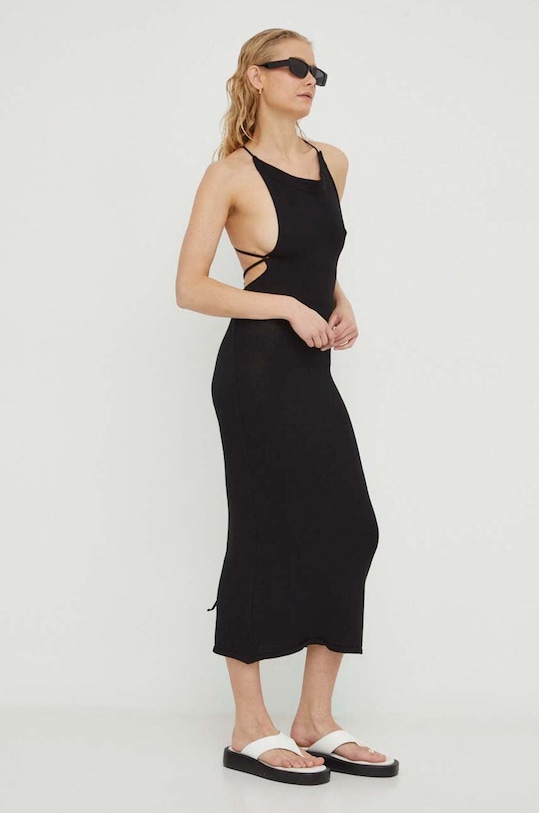 Рокля Alohas K000019 черен SS24