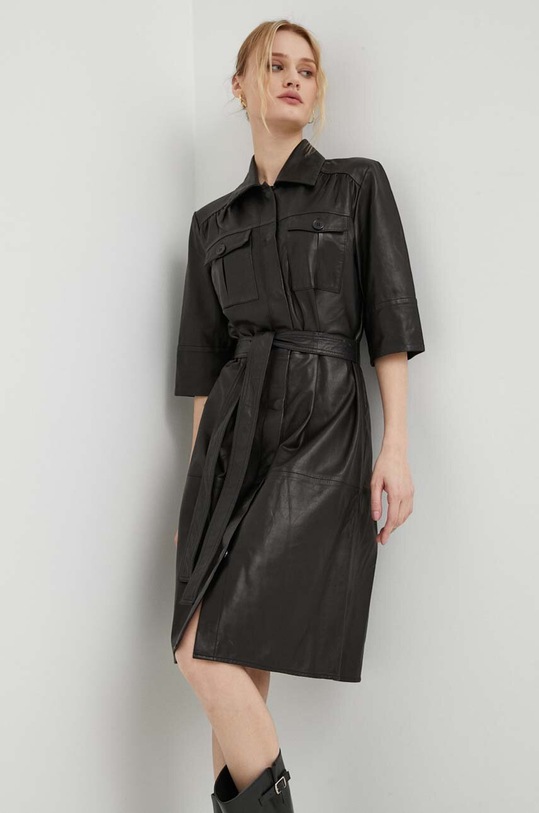 Kožené šaty Bruuns Bazaar BBW3884 černá