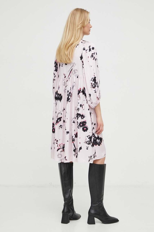 Одяг Сукня Bruuns Bazaar BBW3886 рожевий