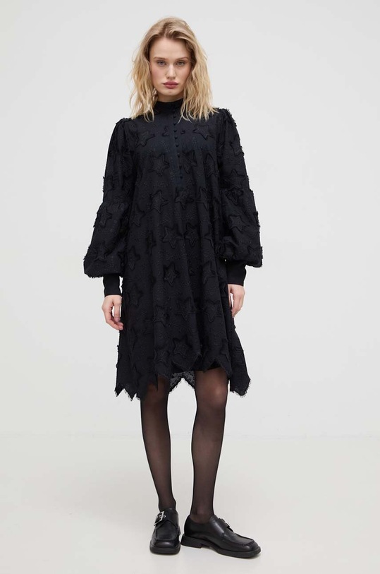 Bavlnené šaty Bruuns Bazaar BBW3894 čierna SS24