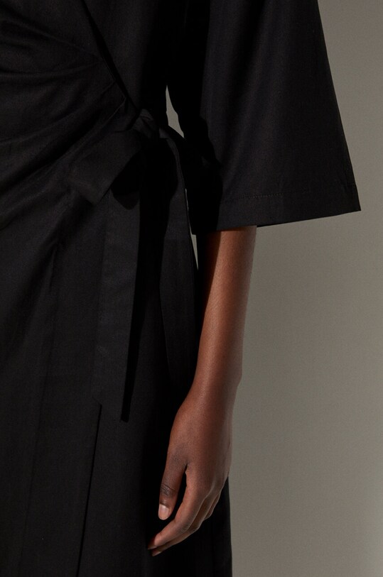 Šaty s příměsí lnu Samsoe Samsoe SAHANI F24100086 černá