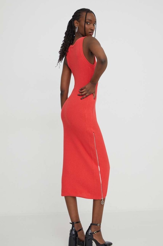 Ρούχα Φόρεμα Moschino Jeans 0487.3701 κόκκινο