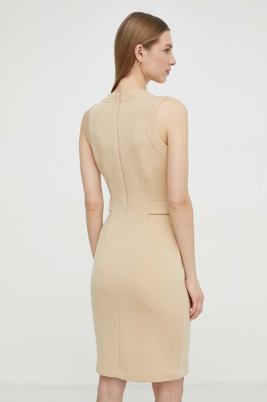 Odzież Guess sukienka SCUBA W4GK89.K7UW2 beżowy
