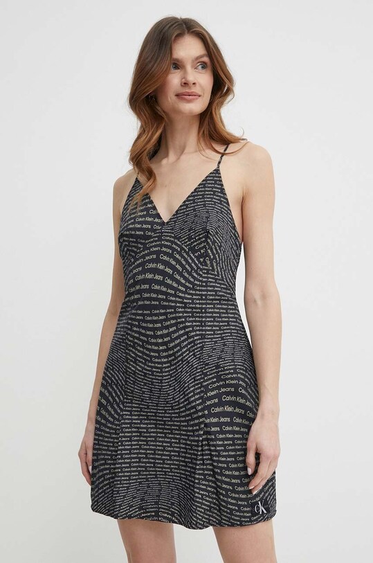 Платье Calvin Klein Jeans узор чёрный J20J223070