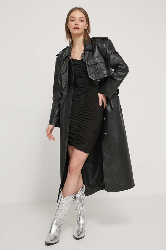 Tommy Jeans sukienka DW0DW17939 czarny SS24