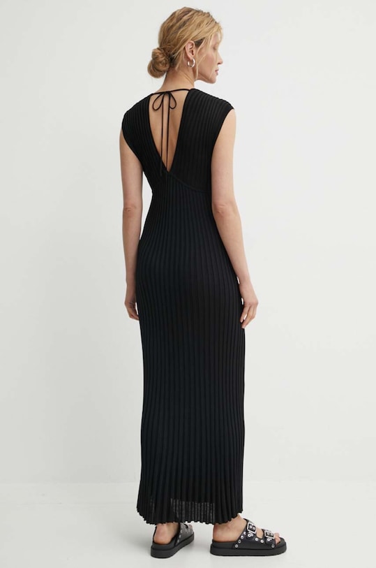 Одяг Сукня Gestuz 10909076 чорний