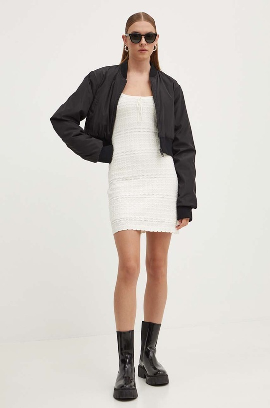 Βαμβακερό φόρεμα Hollister Co. KI359.4159.101 μπεζ SS24