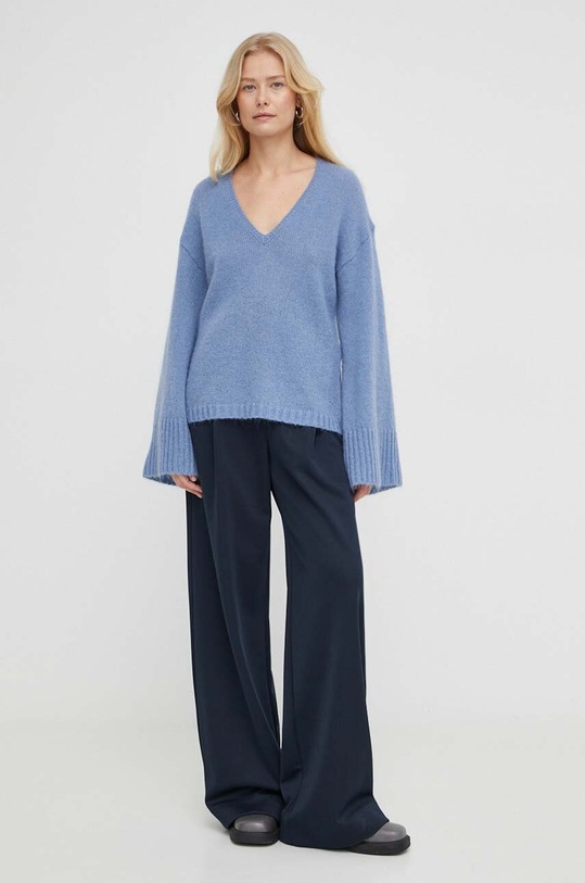 Vlněný svetr By Malene Birger Q71340024 modrá SS24