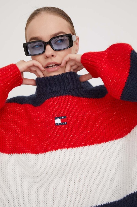 Tommy Jeans sweter z domieszką wełny granatowy DW0DW17495