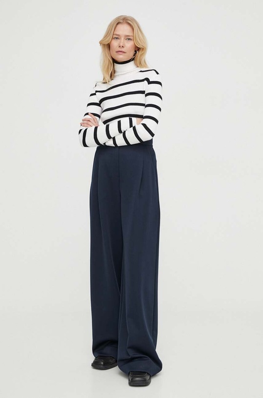 Svetr Bruuns Bazaar BBW3814 bílá SS24