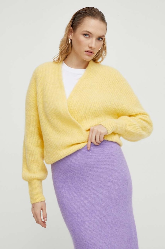 Kardigán s prímesou vlny American Vintage GILET ML COL CHALE s prímesou vlny žltá EAST19AH23
