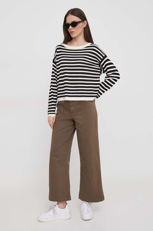 Sisley sweter 14ETL104D czarny SS24