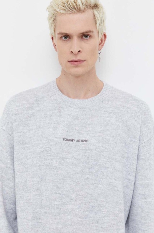 Tommy Jeans sweter szary DM0DM18360