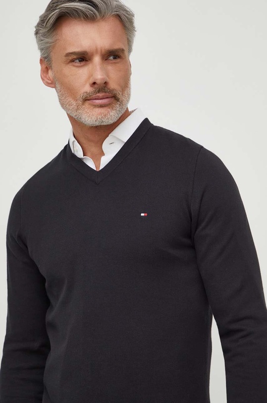 Bavlněný svetr Tommy Hilfiger V výstřih černá MW0MW32022