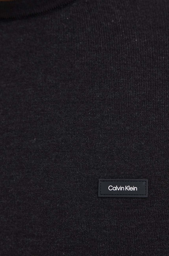 Calvin Klein sweter z domieszką jedwabiu K10K112742 czarny