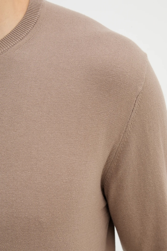 United Colors of Benetton sweter bawełniany 1098U1I76 brązowy