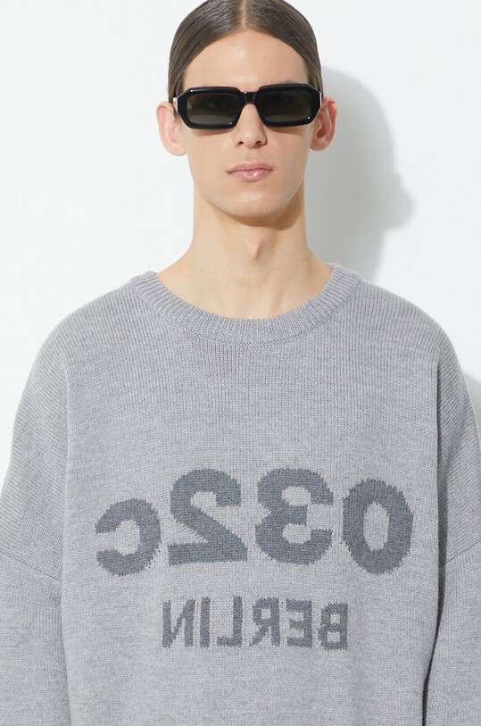 Vlnený sveter 032C Selfie Sweater SS24.K.1010 sivá