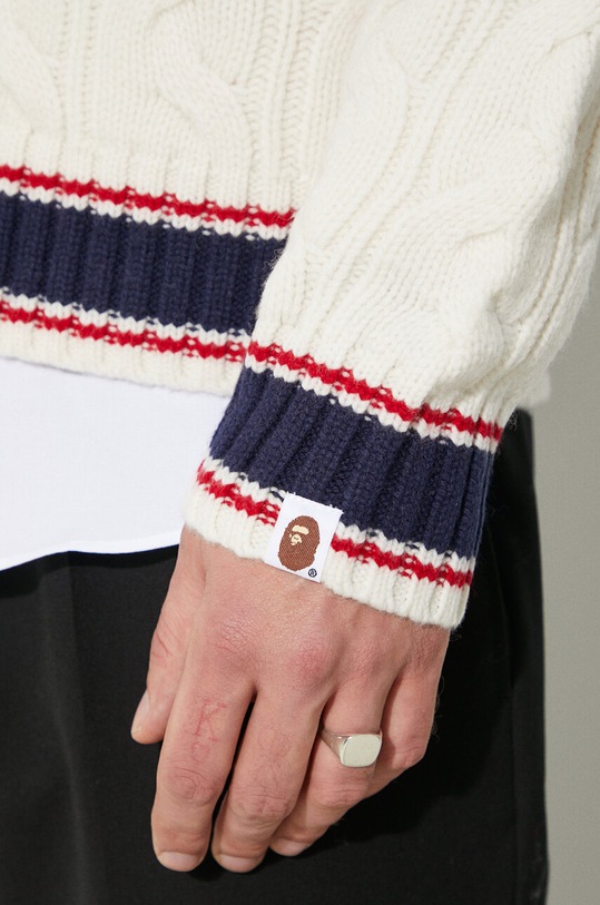 Vuneni kardigan A Bathing Ape College Badges Knit Cardigan 1J80120051