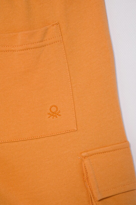 Chłopiec United Colors of Benetton szorty bawełniane 39DJC902N.G.Seasonal pomarańczowy