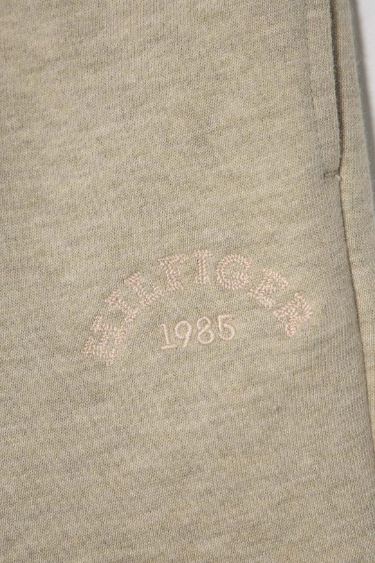 Chłopiec Tommy Hilfiger szorty dziecięce KB0KB08843.98.122.PPYH beżowy