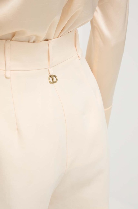 Twinset szorty z domieszką lnu beżowy 241TT2103