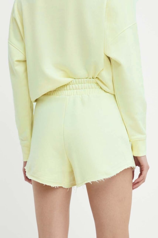 Odzież Guess szorty SKYLAR V4GD09.K8802 zielony