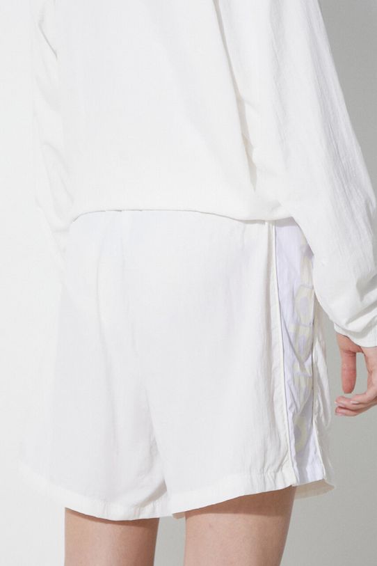 Одежда Шорты adidas Originals IR5283 белый