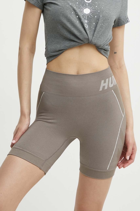 Tréningové šortky Hummel Christel s elastanom hnedá 213755