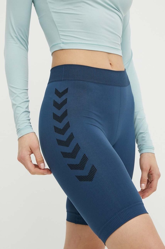 Tréningové šortky Hummel First Seamless s elastanom modrá 212556