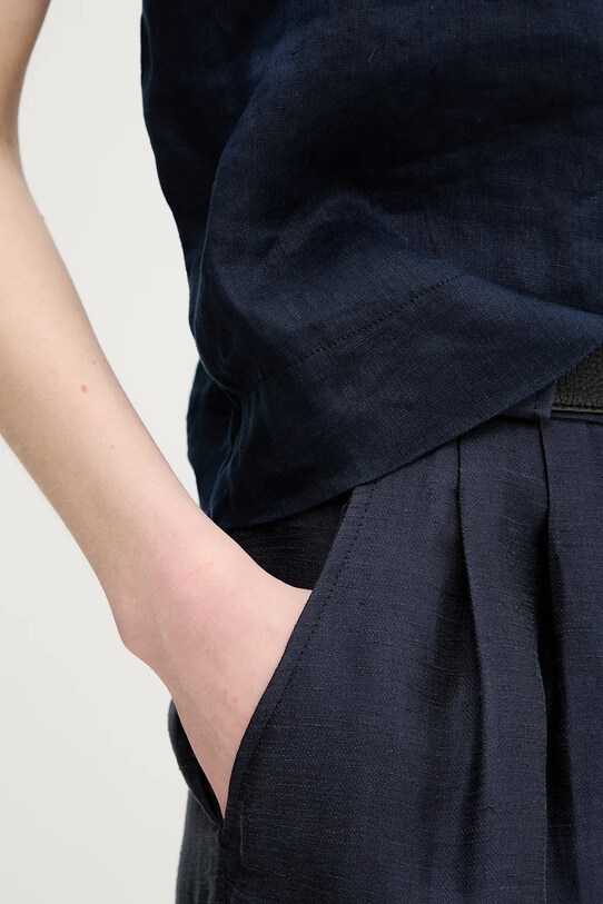 La Petite Française pantaloni scurți din amestec de in SAVOUREUX bleumarin PFSAVOUREUX