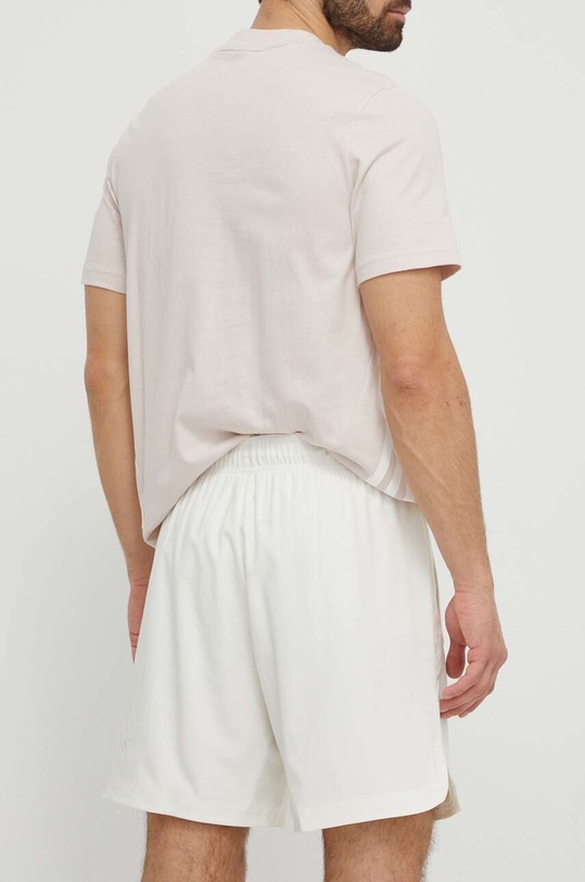 Одежда Шорты adidas IP3798 бежевый