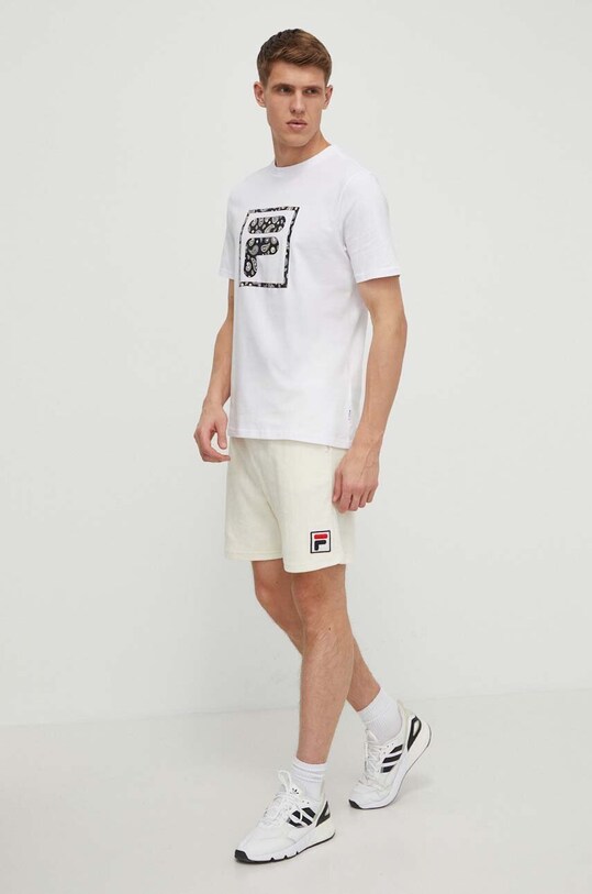 Fila pantaloni scurti din bumbac FAM0649 bej SS24