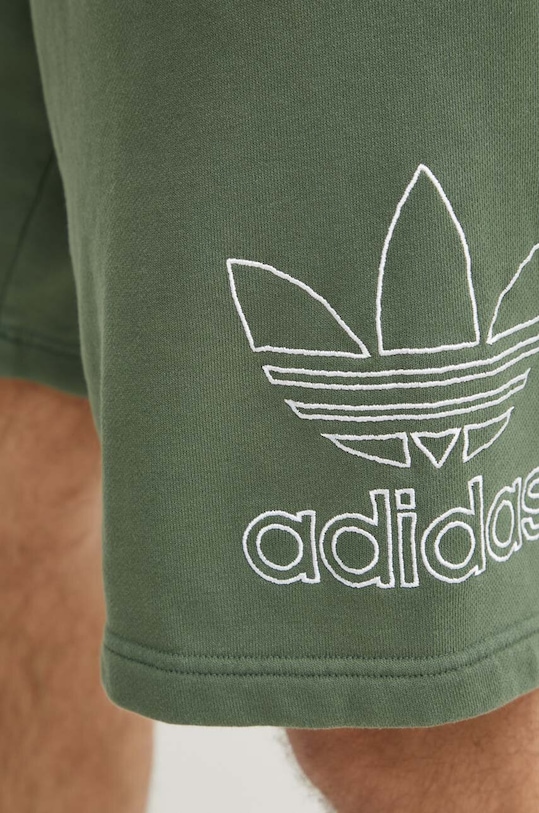 Bavlněné šortky adidas Originals zelená IR8004
