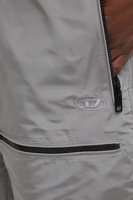 Къс панталон Diesel P-MCKELL-SHORT сив A12864.0AKAR