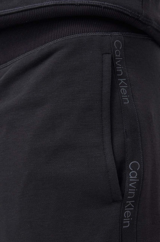 Calvin Klein Performance szorty treningowe czarny 00GMS4S851