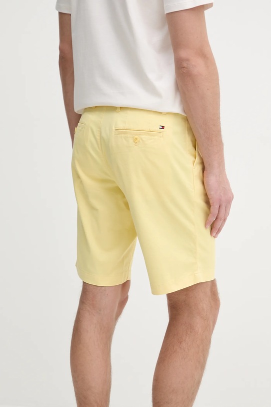 Îmbrăcăminte Tommy Hilfiger pantaloni scurti MW0MW23568 galben