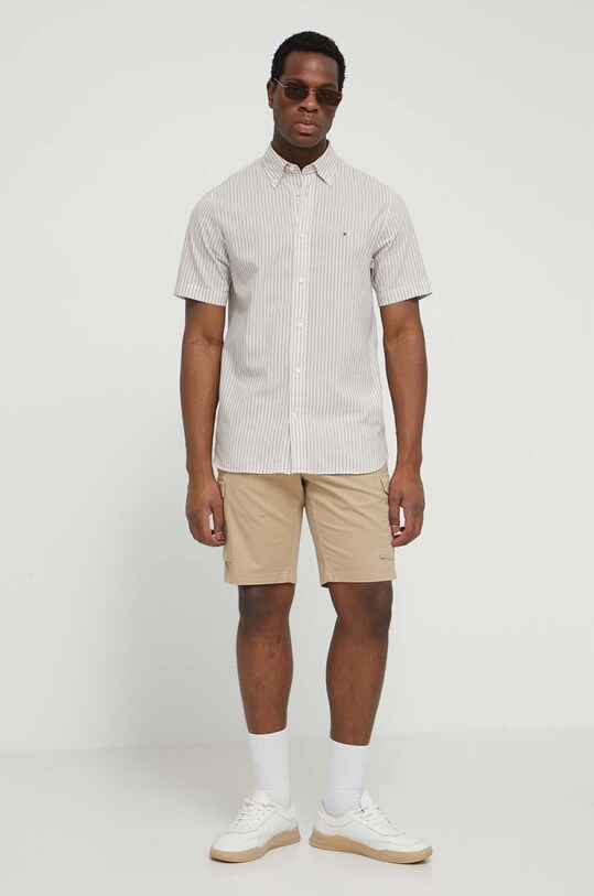 Kratke hlače Tommy Hilfiger MW0MW23573 bež SS25